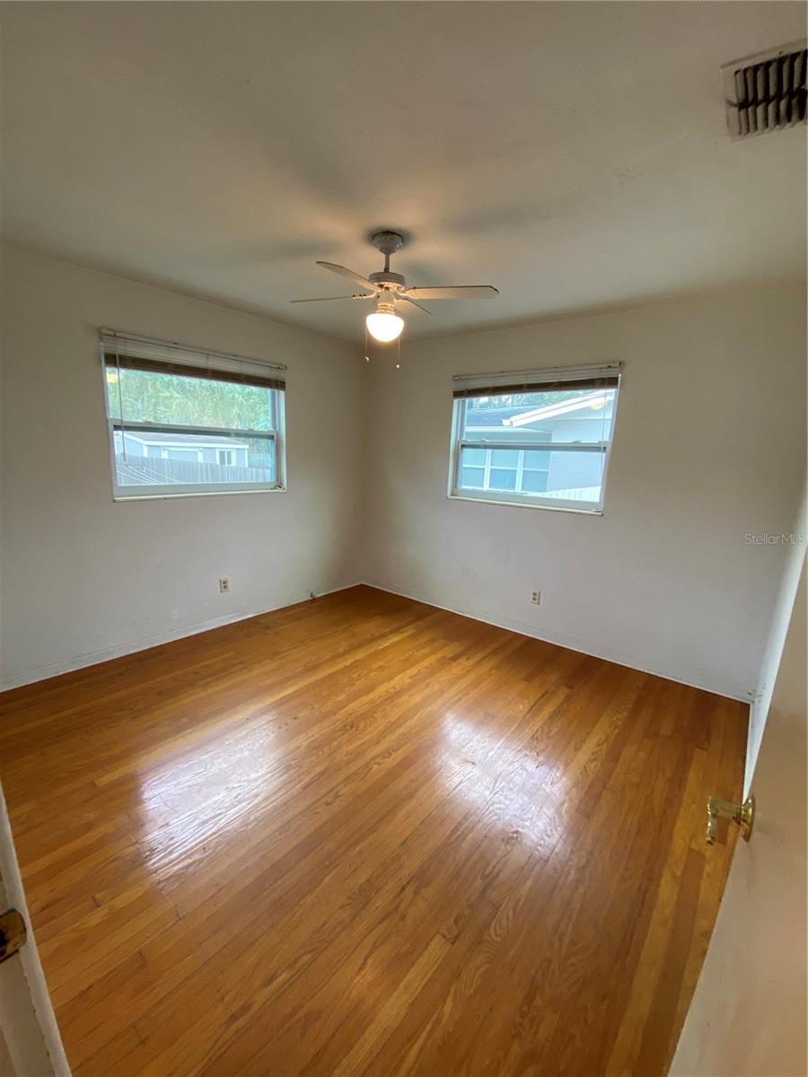 LAKE EUCLID - Residential