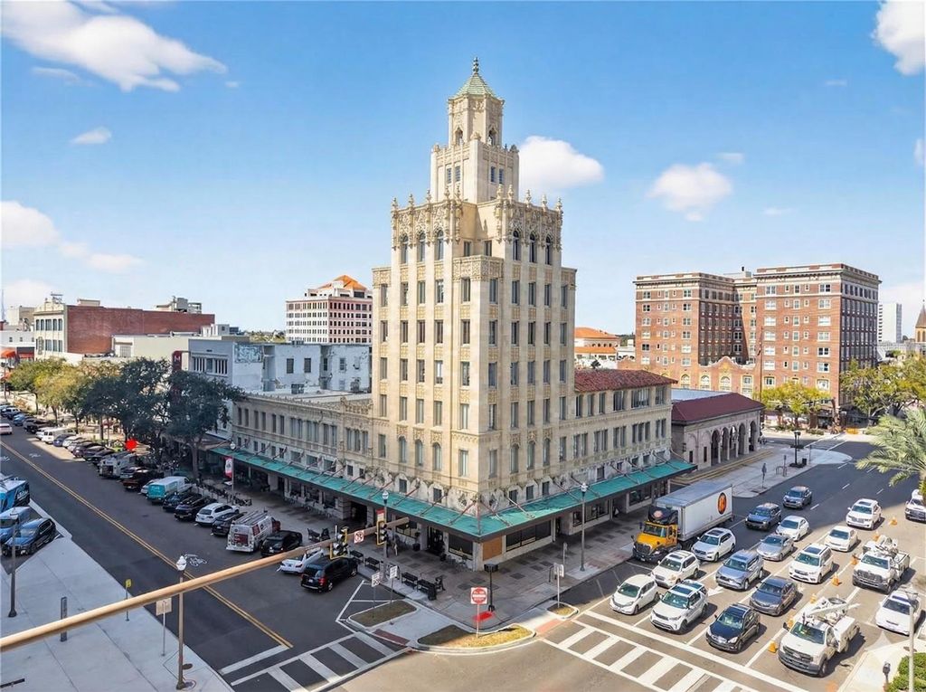 Photo of 405 Central Avenue #600, St Petersburg, FL 33701 (MLS # TB8475666)