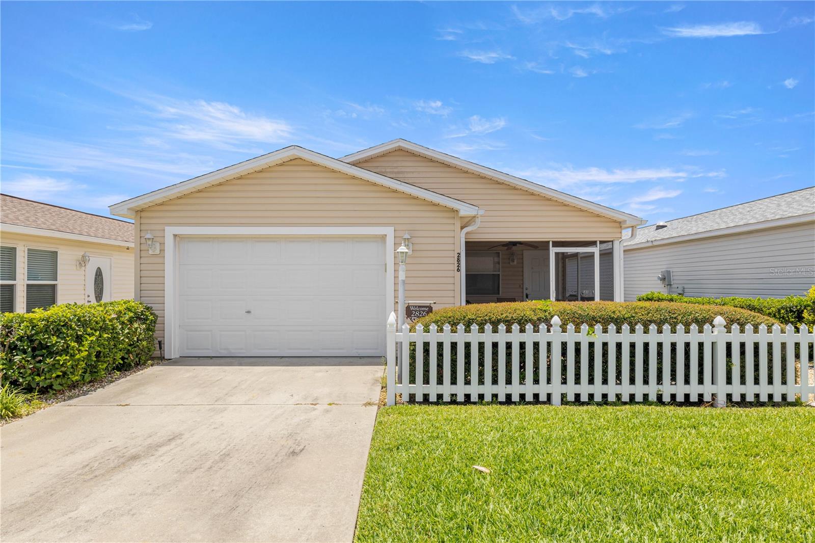 VILLAGES OF SUMTER VILLA LA CRESENTA - Residential