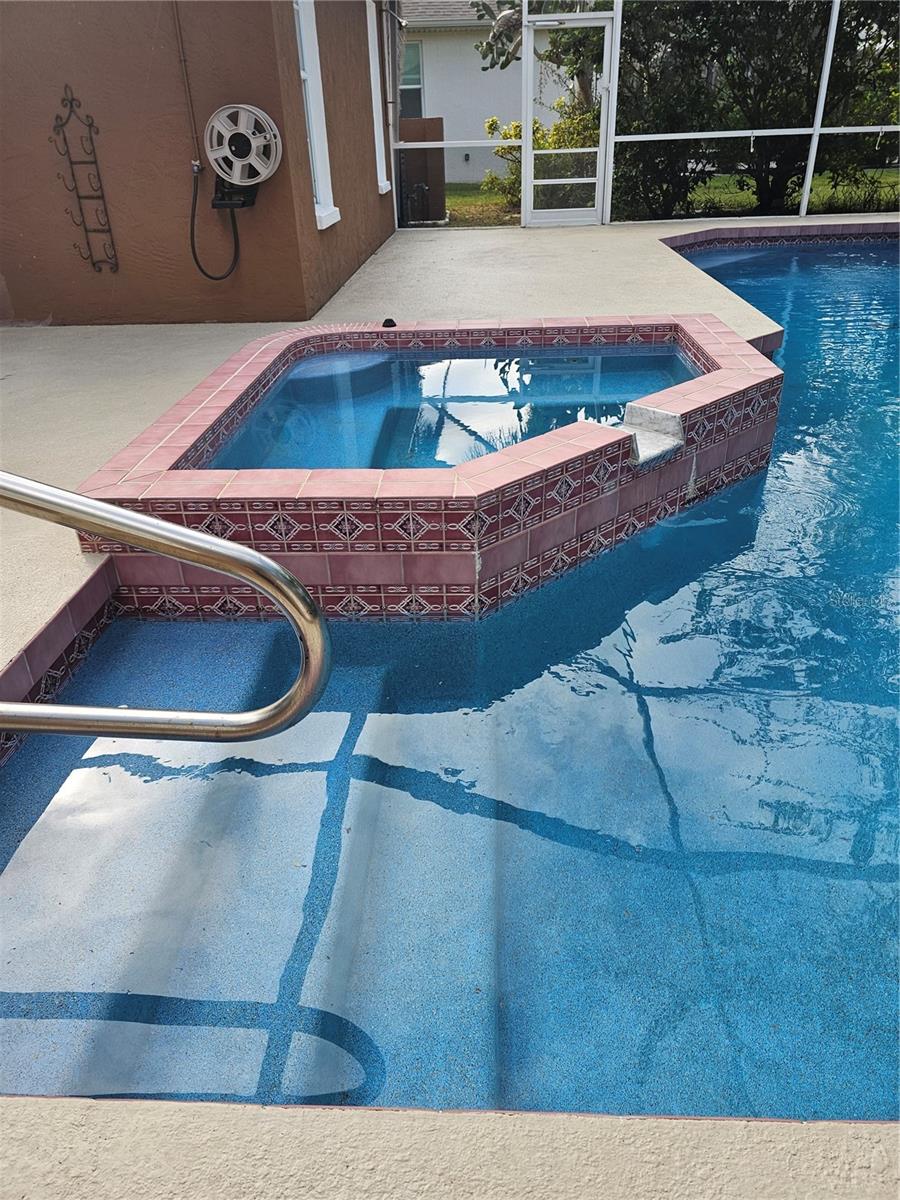 LAKE OF THE WOODS - Residential Lease