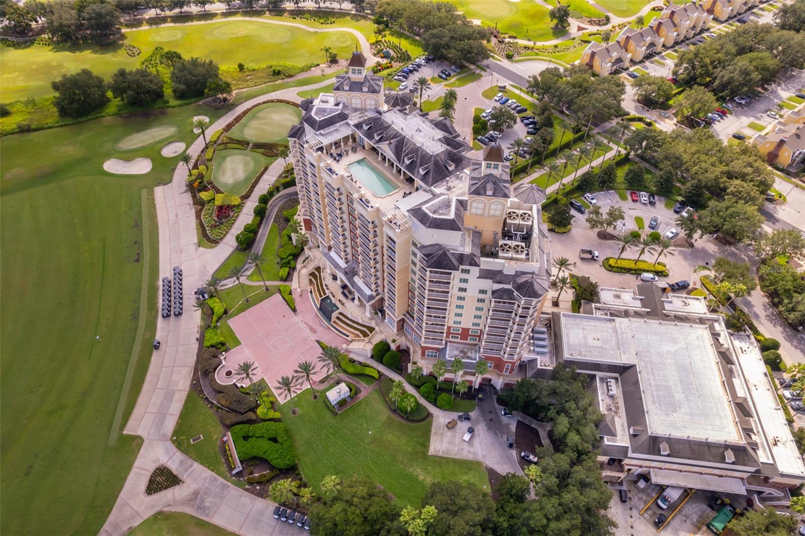 REUNION GRANDE CONDO - Residential