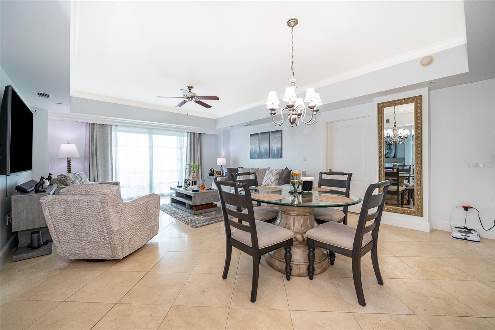 REUNION GRANDE CONDO - Residential