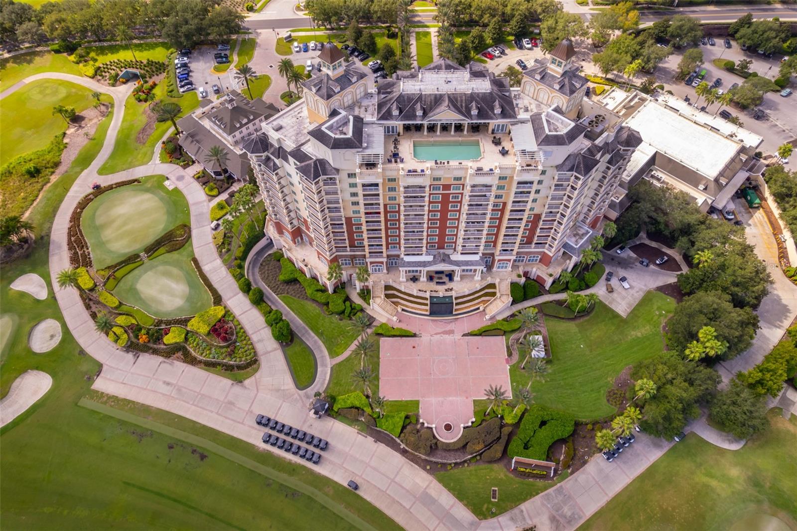 REUNION GRANDE CONDO - Residential