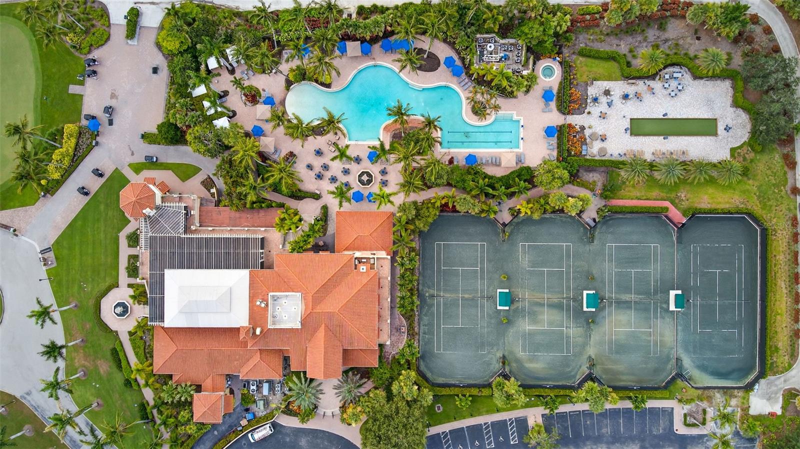 AVERSANA AT HAMMOCK BAY - Residential