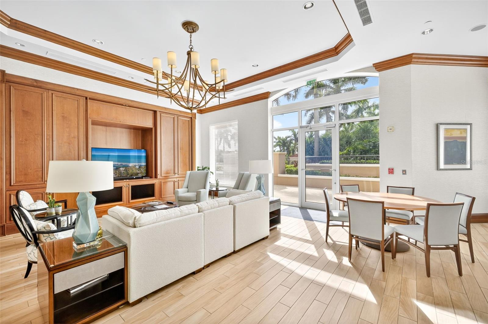 AVERSANA AT HAMMOCK BAY - Residential