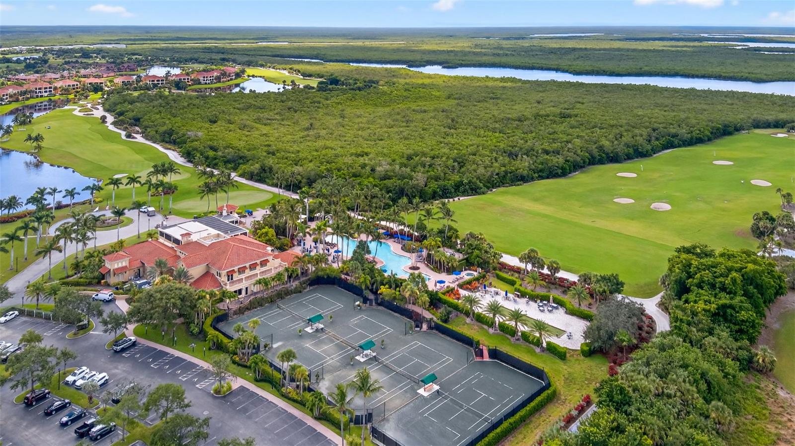 AVERSANA AT HAMMOCK BAY - Residential