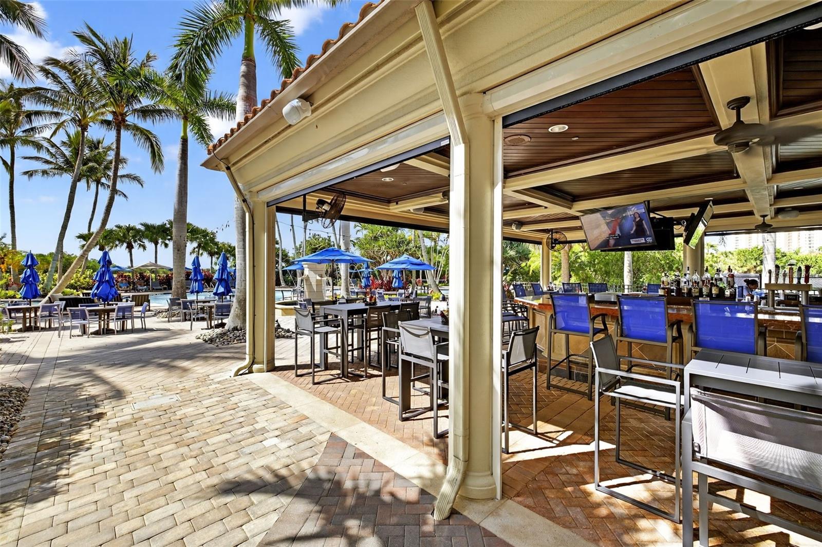 AVERSANA AT HAMMOCK BAY - Residential