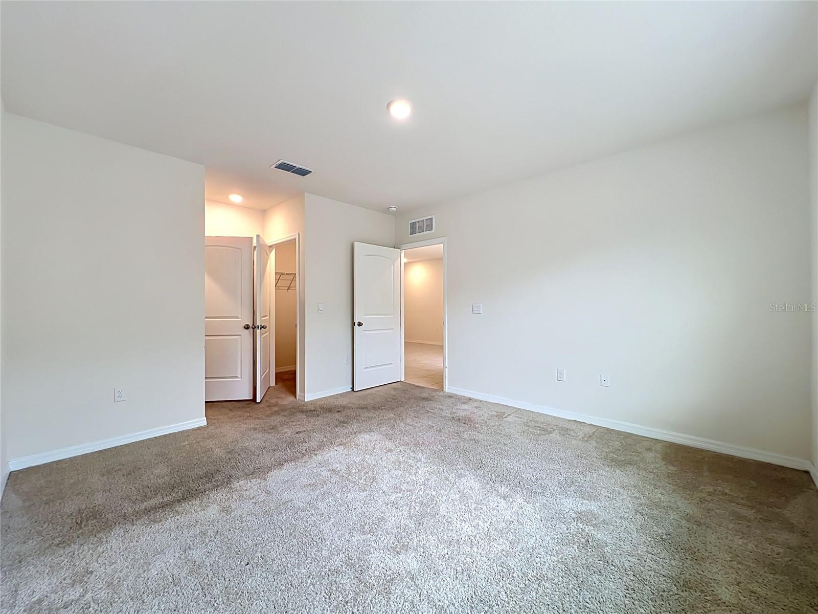 LAKE DENHAM ESTATES - Residential