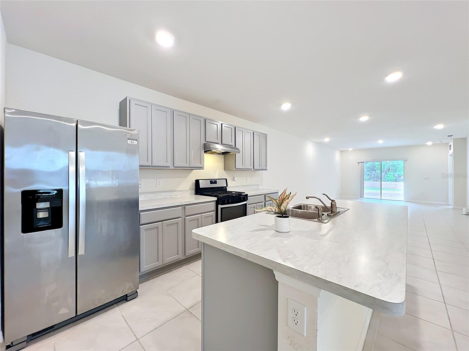 LAKE DENHAM ESTATES - Residential