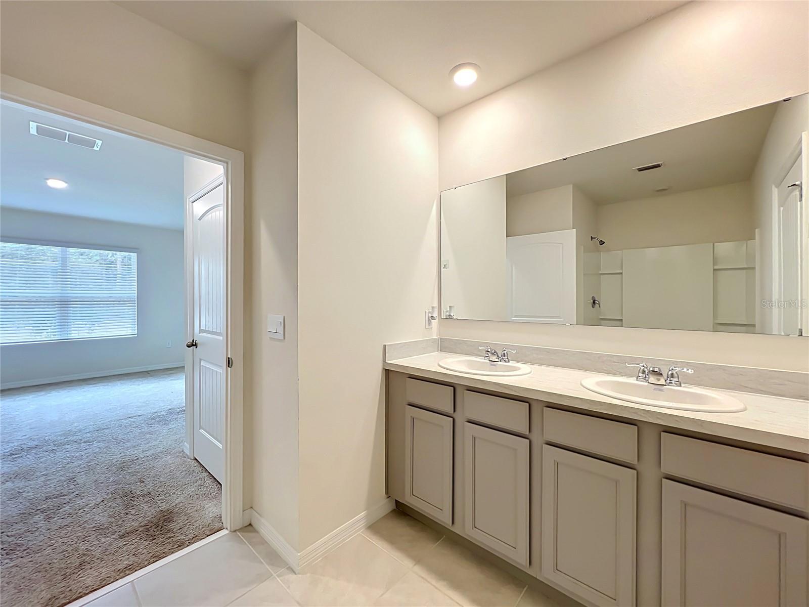 LAKE DENHAM ESTATES - Residential
