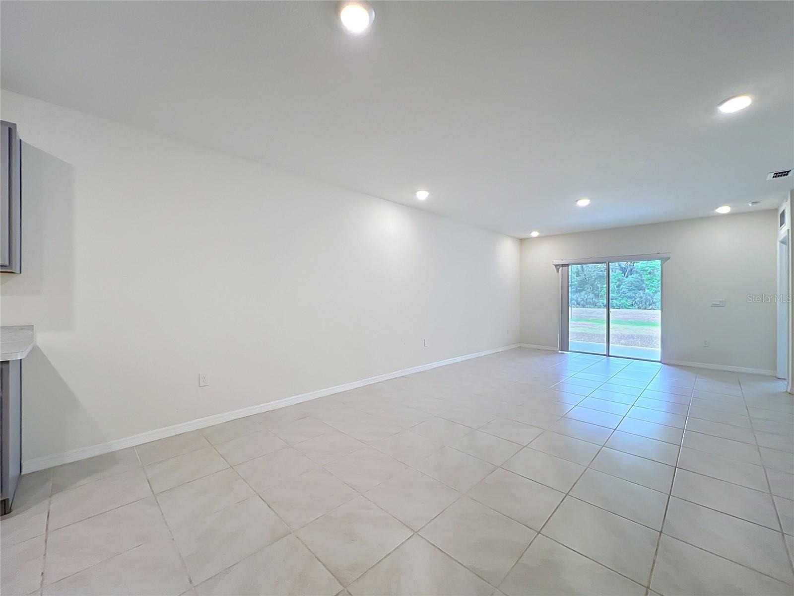 LAKE DENHAM ESTATES - Residential