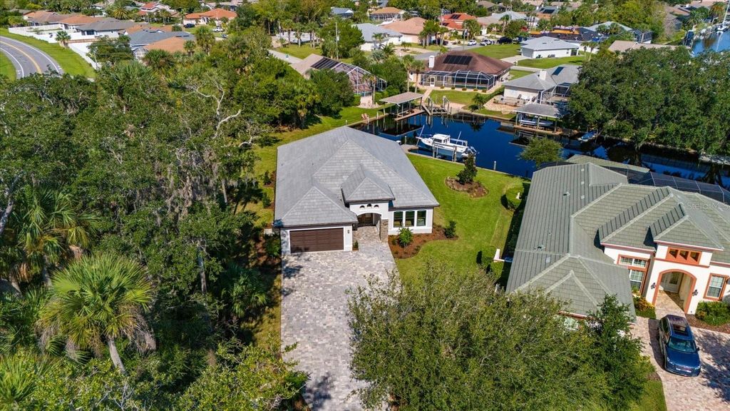 Photo of 46 Riverview Bend N, Palm Coast, FL 32137 (MLS # FC319185)