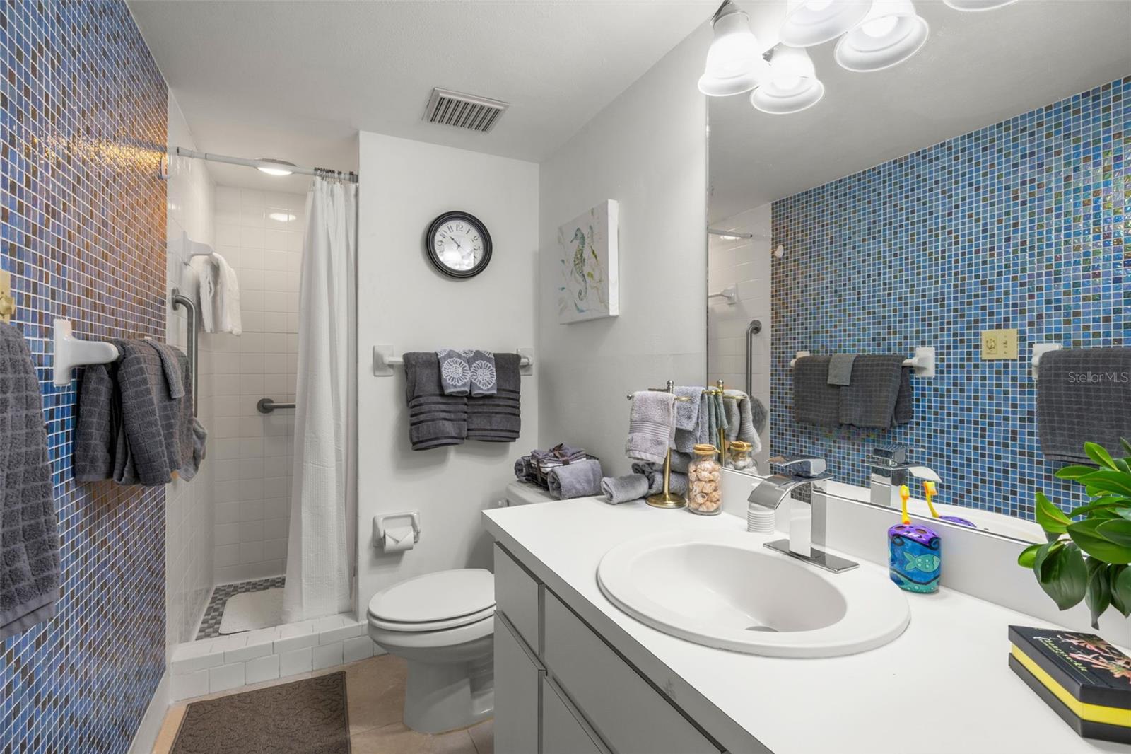 EAST LAKE WOODLANDS CYPRESS ESTATES - Residential