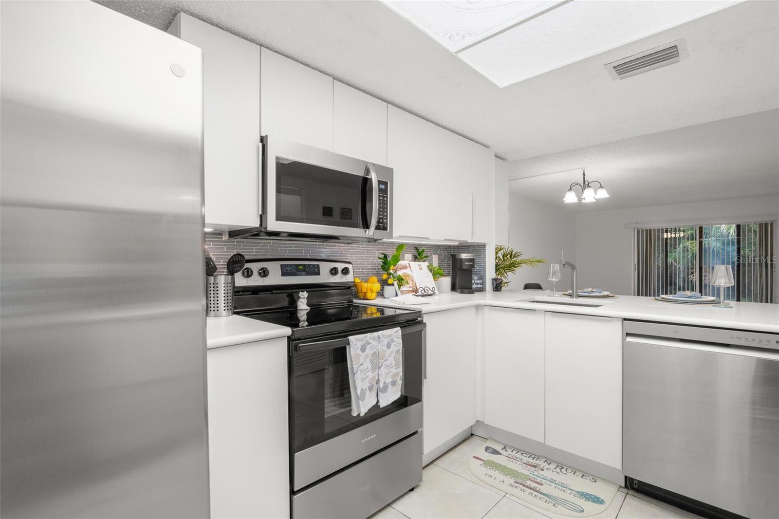 EAST LAKE WOODLANDS CYPRESS ESTATES - Residential