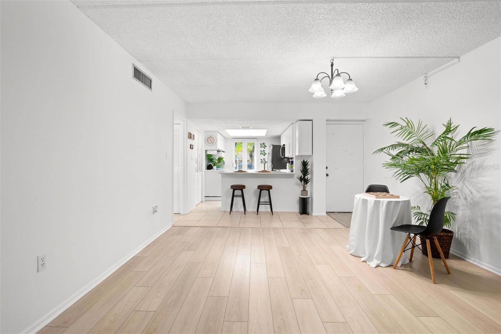 EAST LAKE WOODLANDS CYPRESS ESTATES - Residential