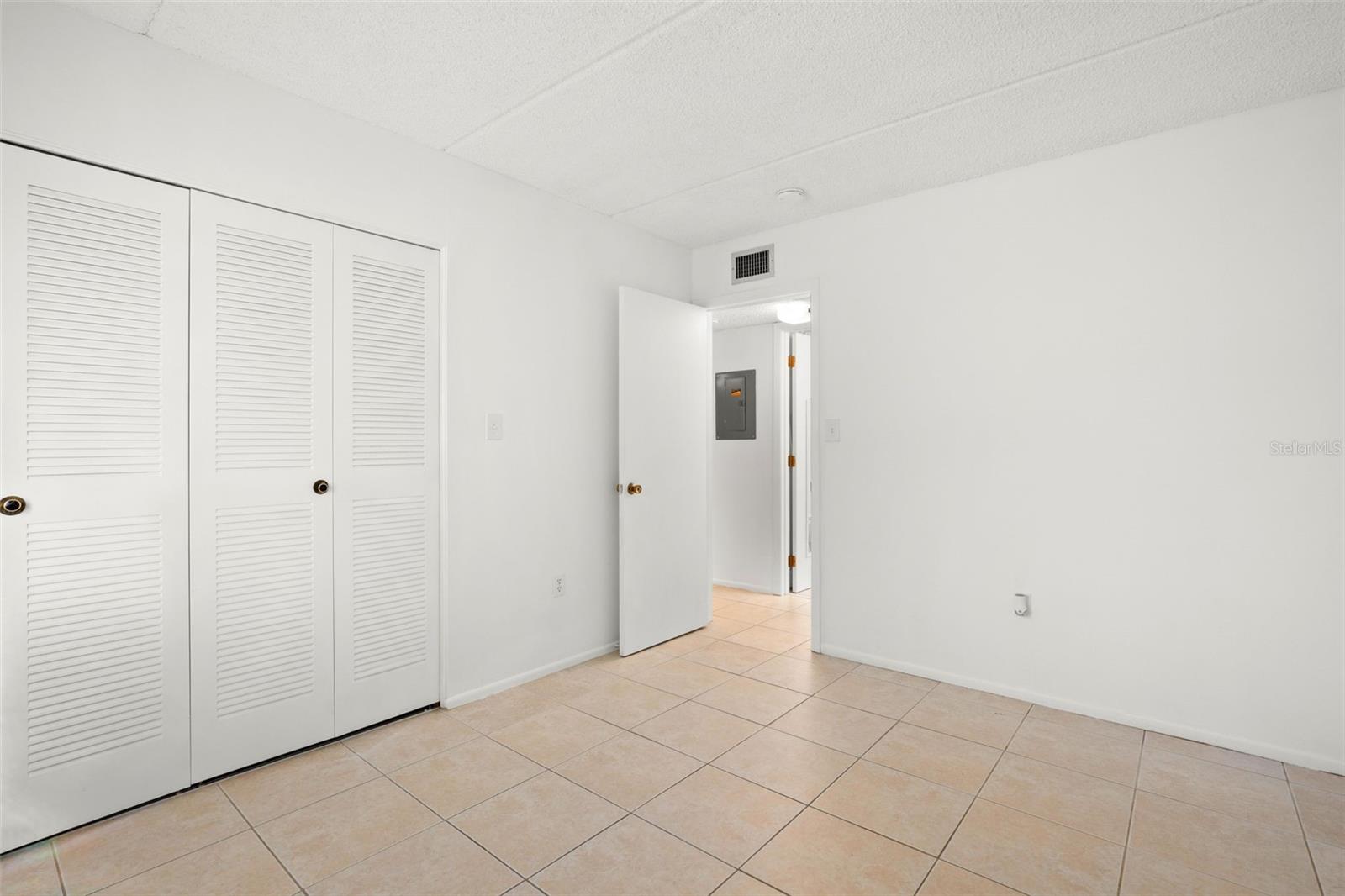 EAST LAKE WOODLANDS CYPRESS ESTATES - Residential