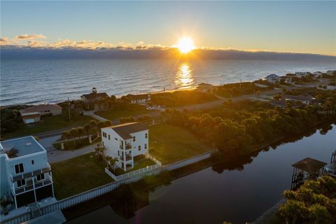 A home in PALM COAST