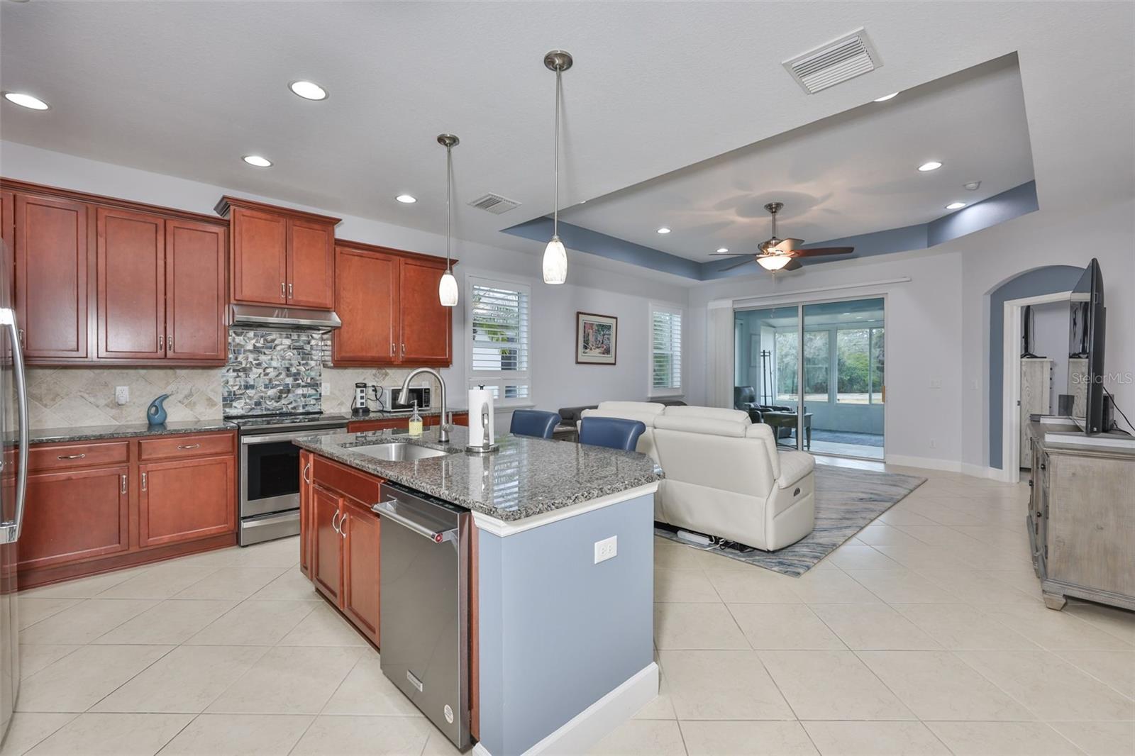 SUN CITY CENTER - RICHMOND VILLAGE - Residential