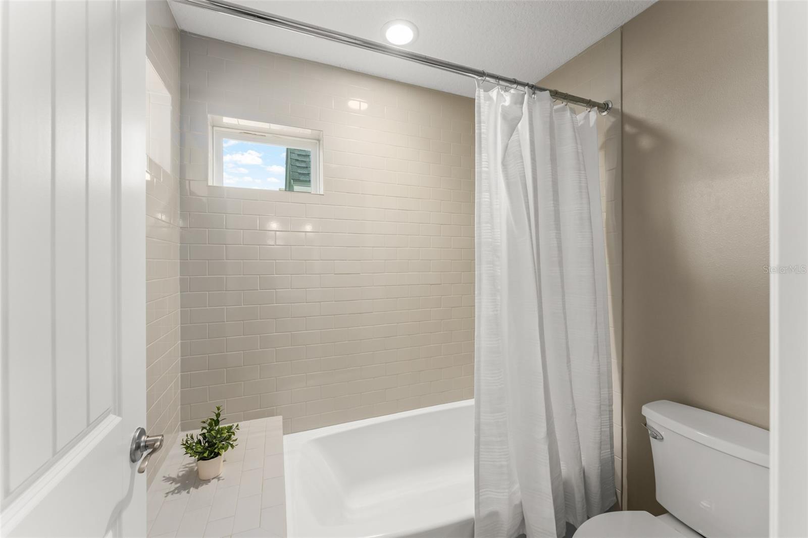 KELSO ON LAKE BUTLER - Residential