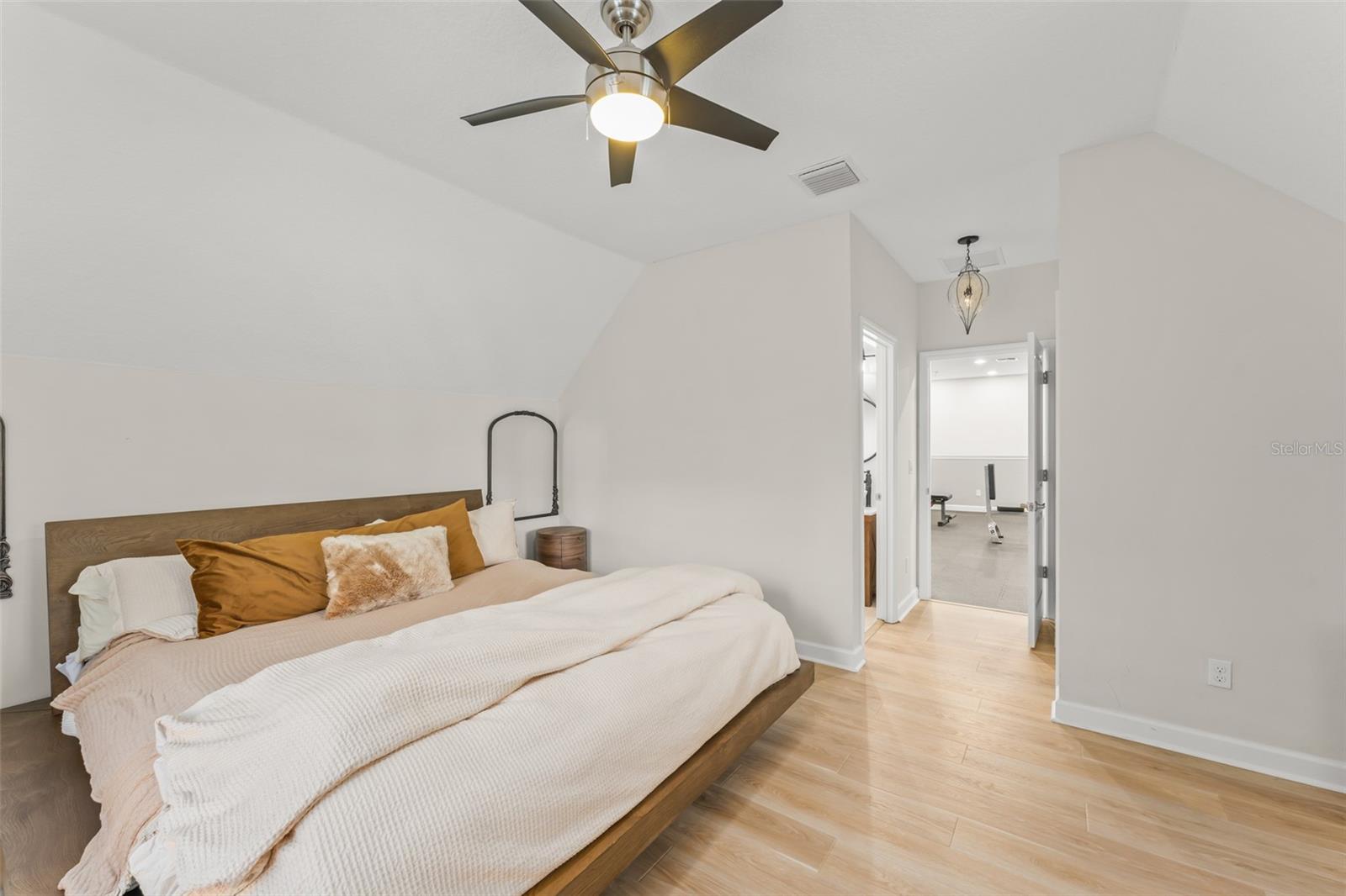 KELSO ON LAKE BUTLER - Residential