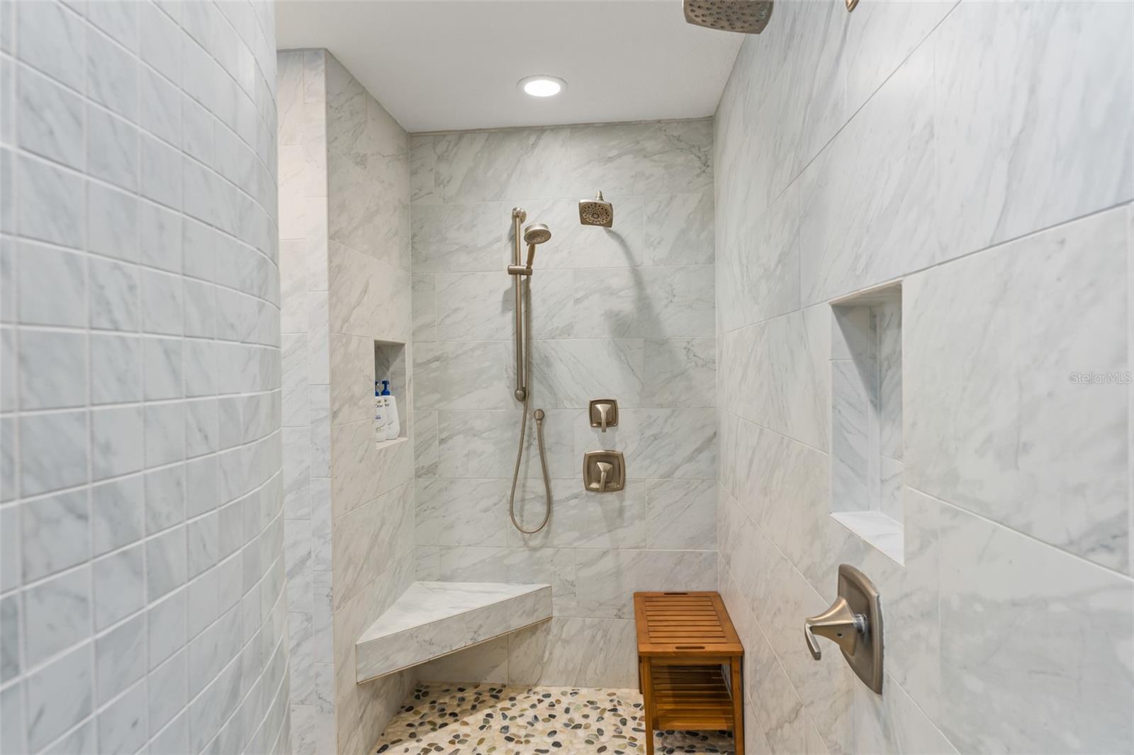 KELSO ON LAKE BUTLER - Residential