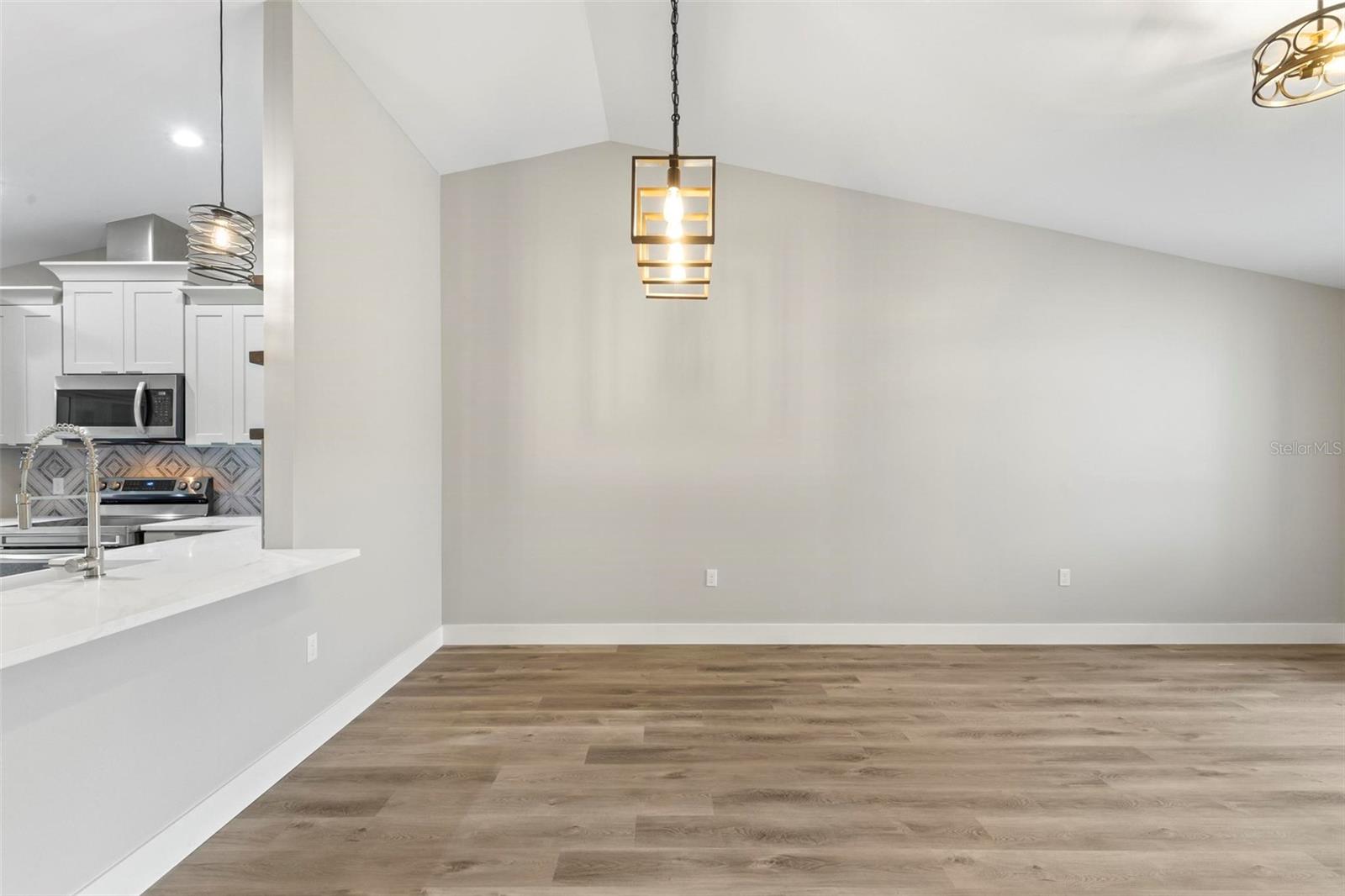 MATANZA WOODS - Residential Income