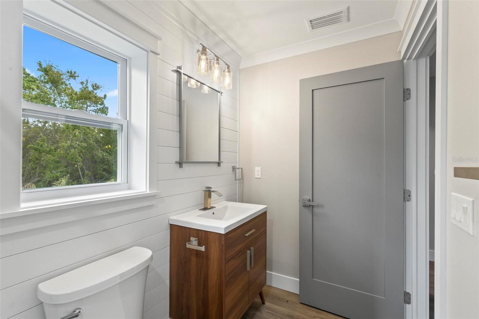 MATANZA WOODS - Residential Income