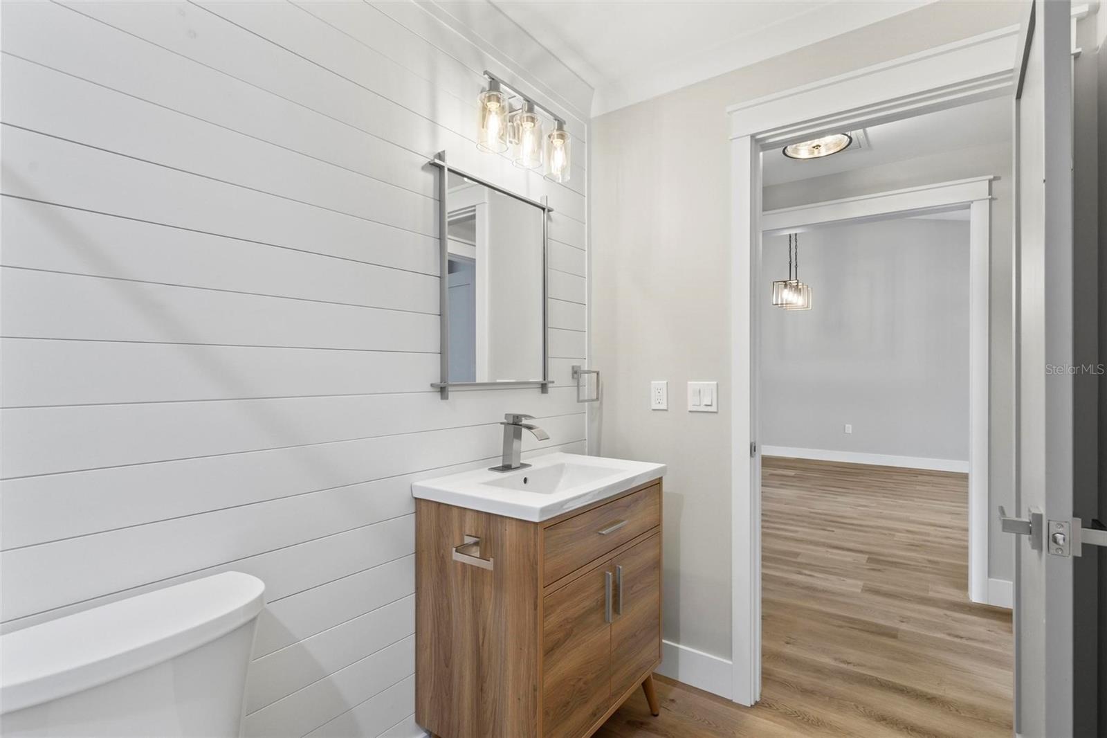 MATANZA WOODS - Residential Income