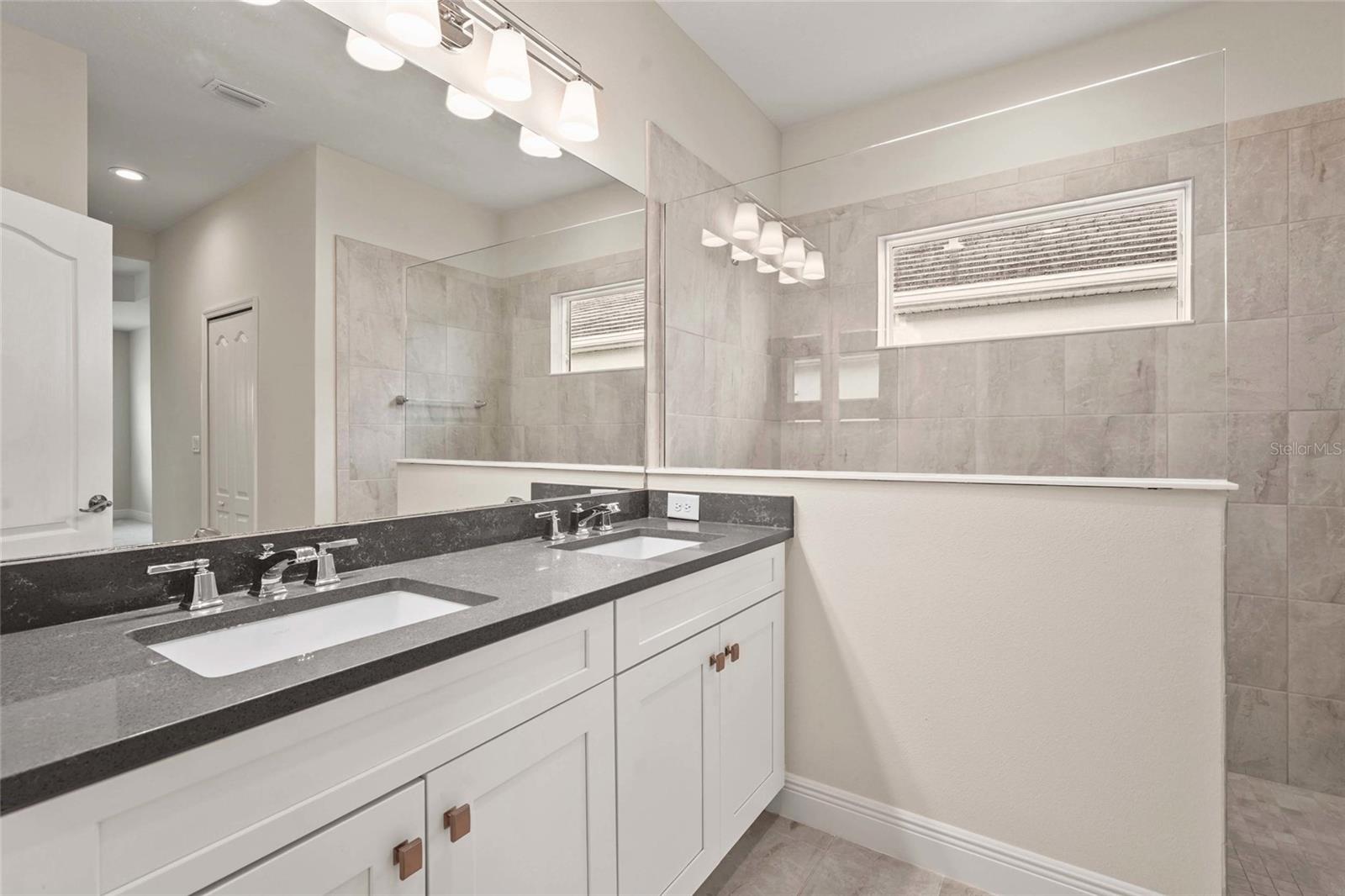 WINDWARD/LAKEWOOD RANCH PH 1 - Residential