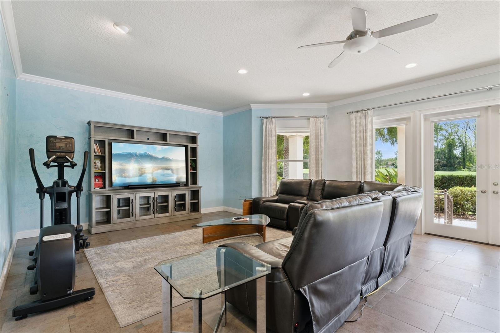 ALAQUA LAKES - Residential