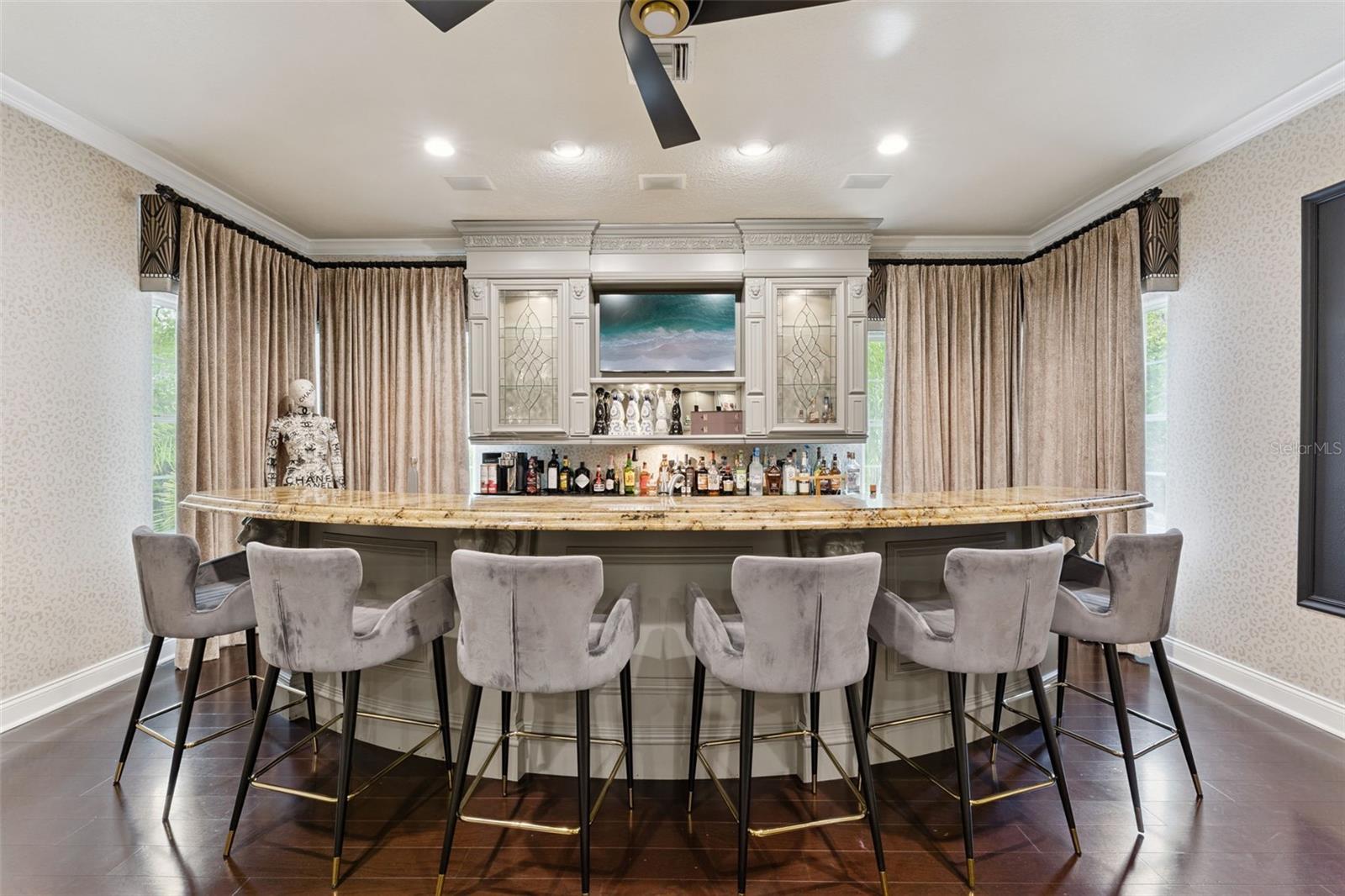 ALAQUA LAKES - Residential