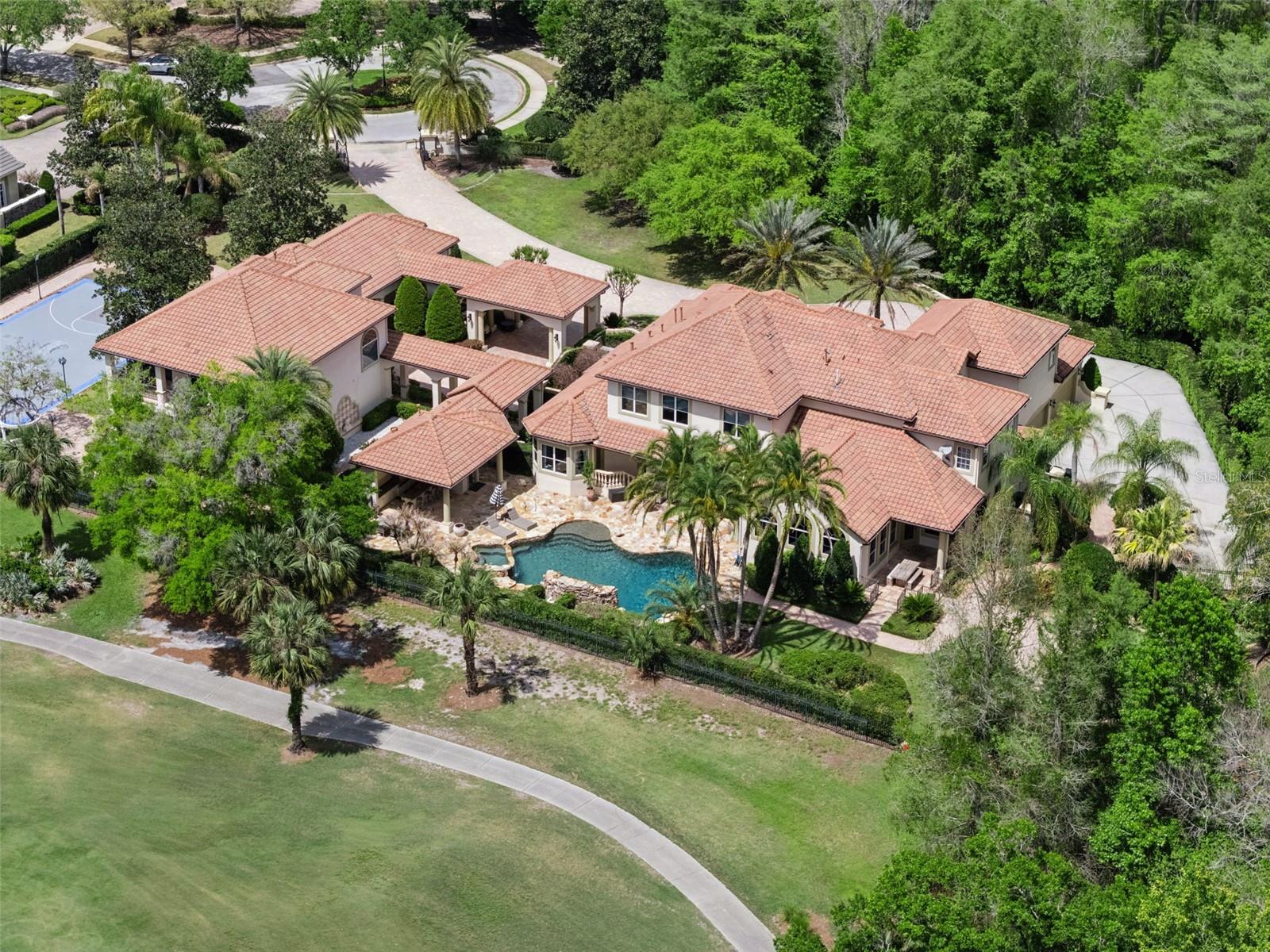 ALAQUA LAKES - Residential