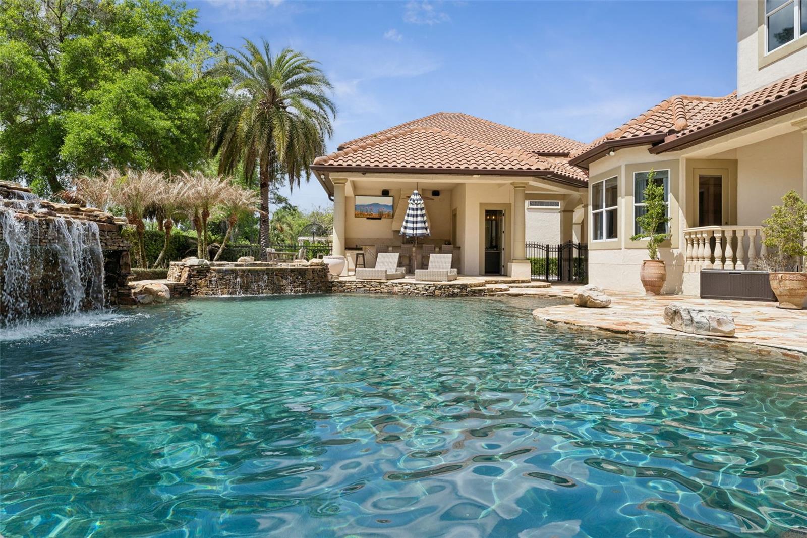 ALAQUA LAKES - Residential