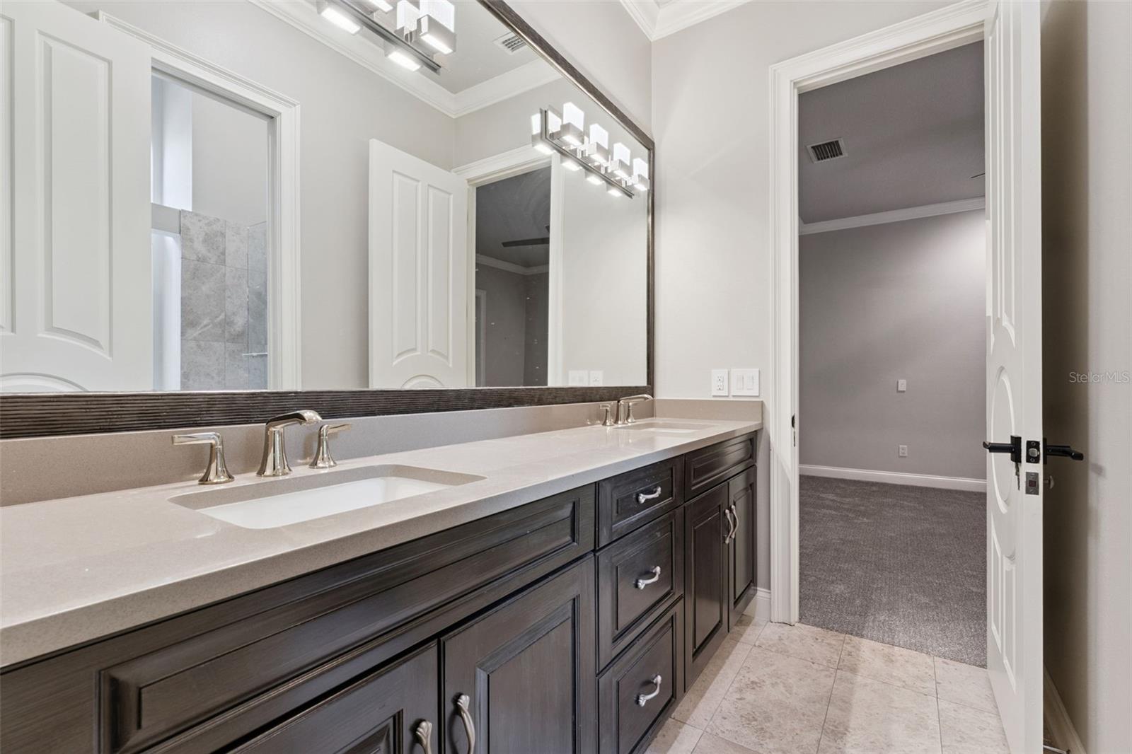 ALAQUA LAKES - Residential