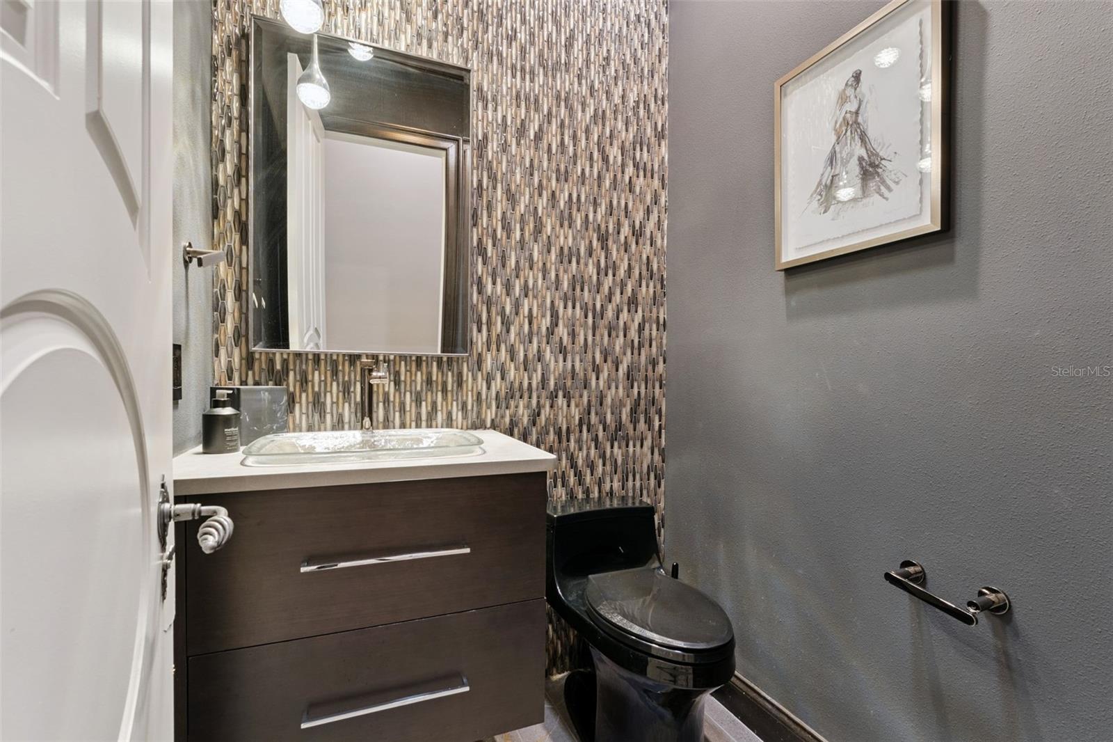 ALAQUA LAKES - Residential