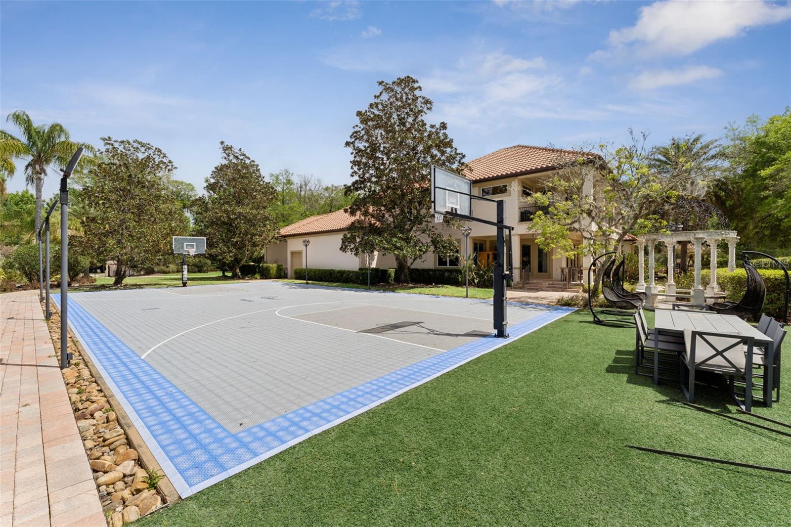 ALAQUA LAKES - Residential