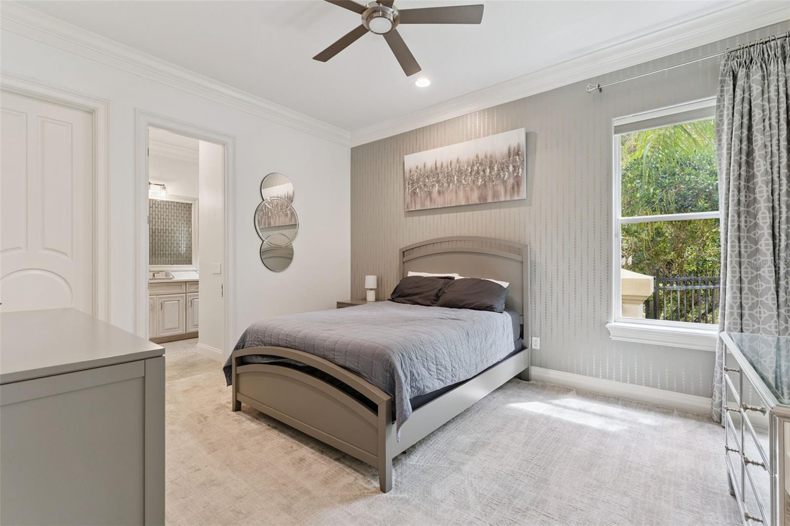 ALAQUA LAKES - Residential