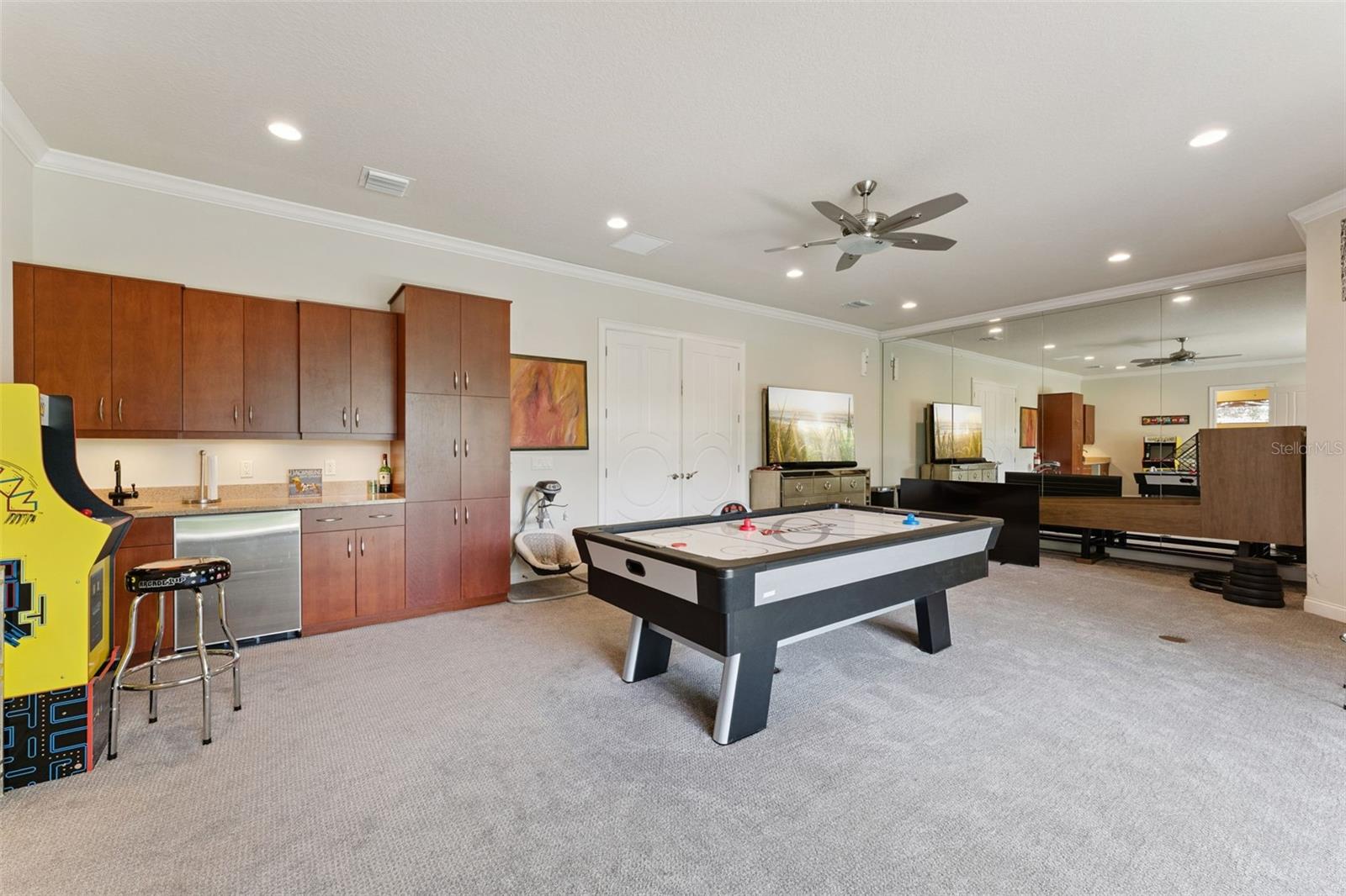 ALAQUA LAKES - Residential