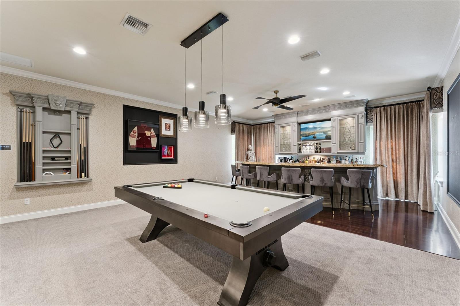 ALAQUA LAKES - Residential