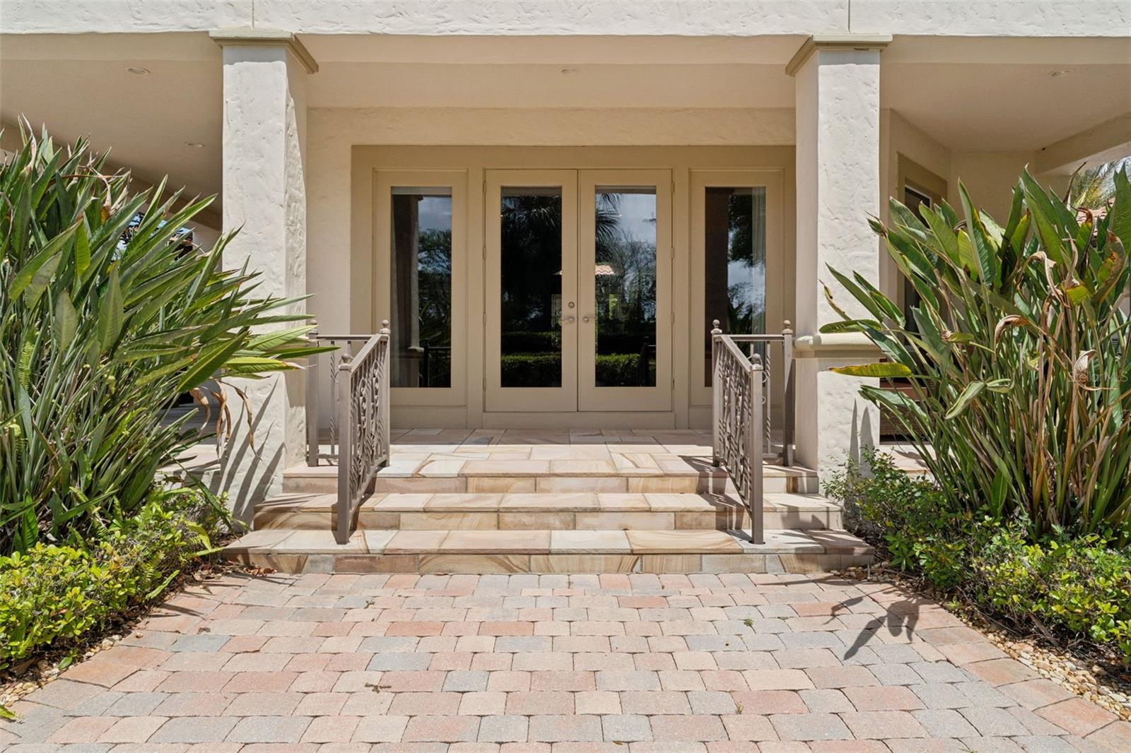 ALAQUA LAKES - Residential