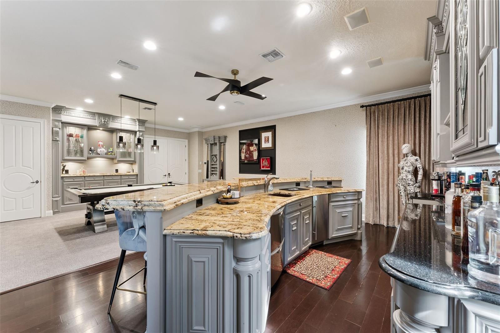 ALAQUA LAKES - Residential