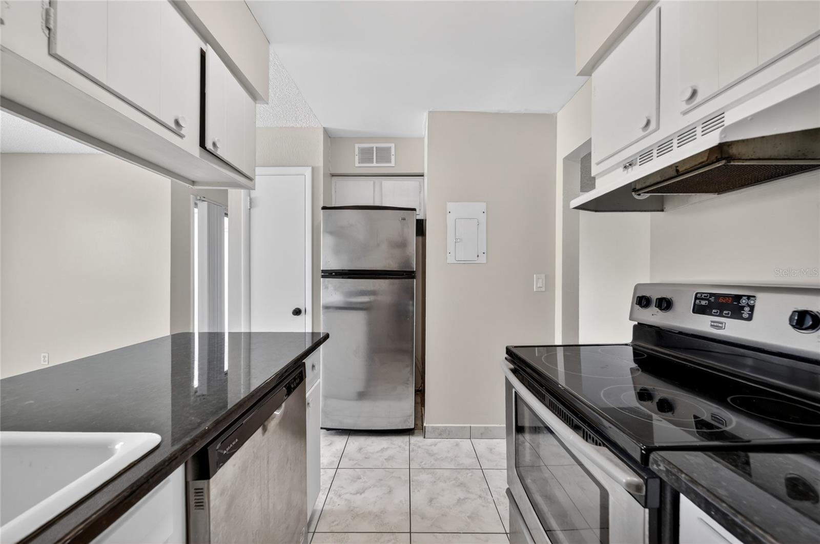 FOUR SEASONS CONDO - Residential