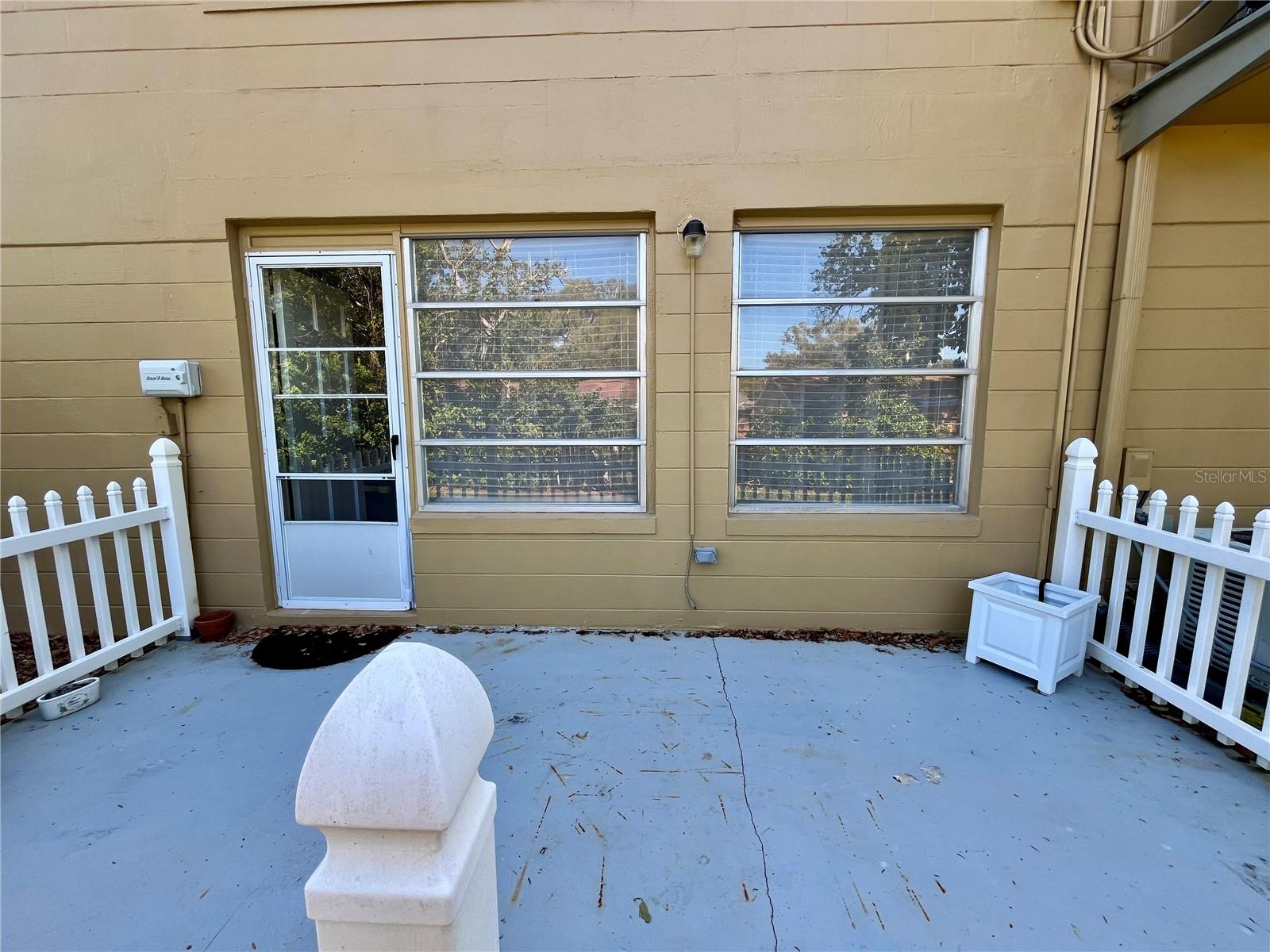 ON TOP OF THE WORLD - Residential