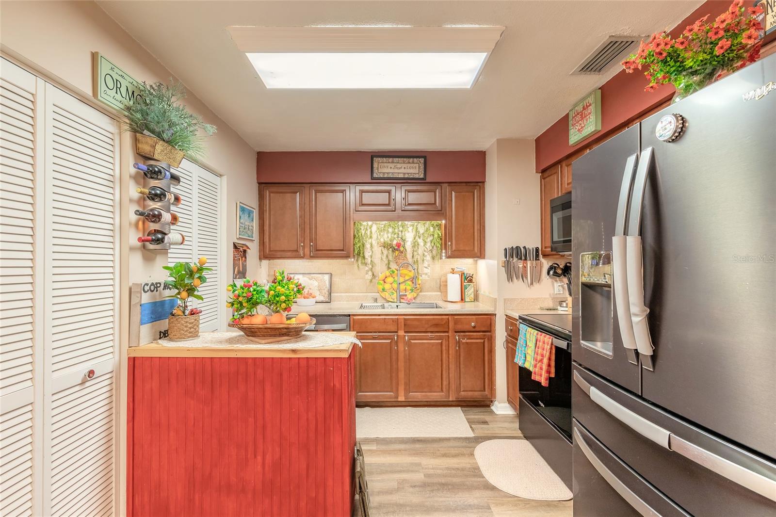 CAMBRIDGE VILLAS - Residential