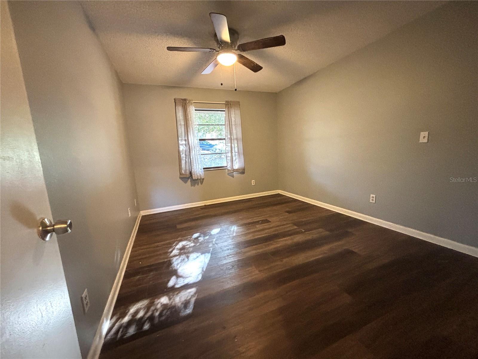 SUNSHINE VIEW SUB - Residential Lease