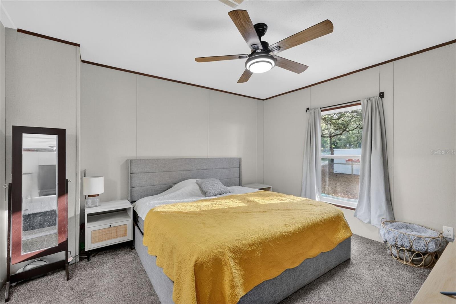 PAISLEY PARK - Residential