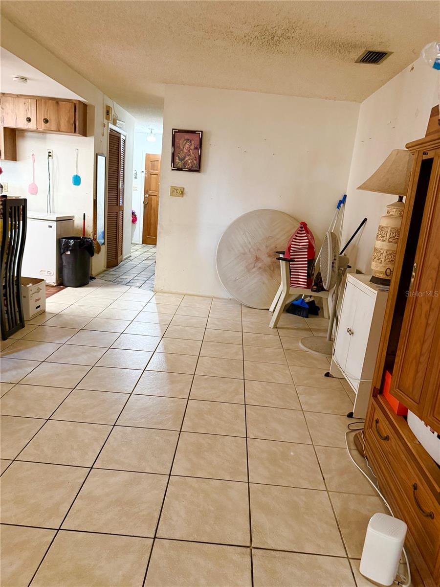 783 SPRING LAKE BOULEVARD NW