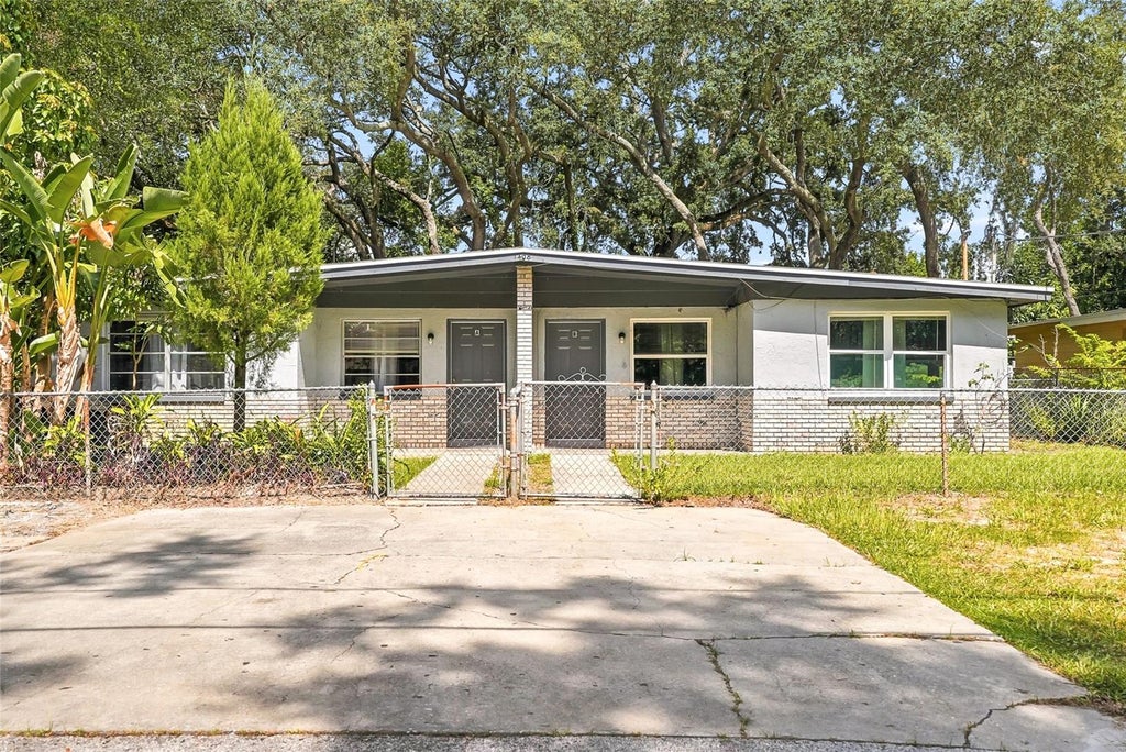 Photo of 1408 E 140th Avenue, Tampa, FL 33613 (MLS # TB8553589)