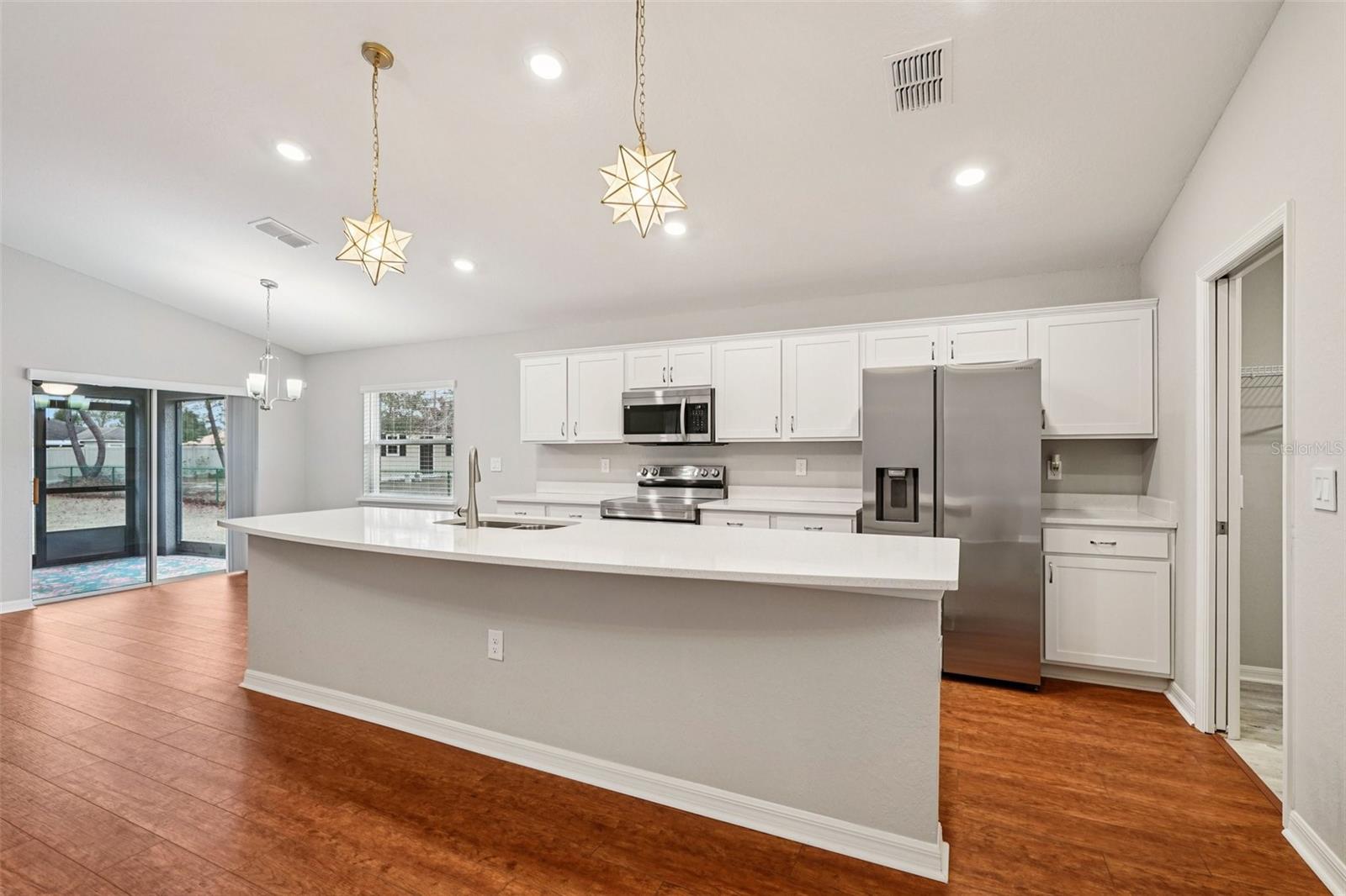 KINGSLAND COUNTRY ESTATE - Residential