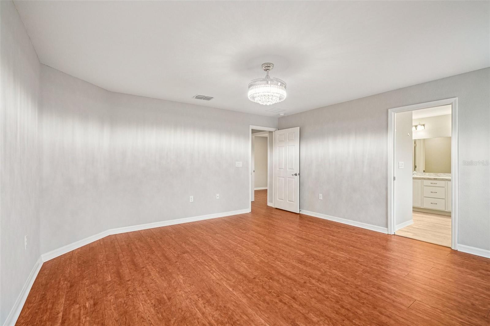 KINGSLAND COUNTRY ESTATE - Residential